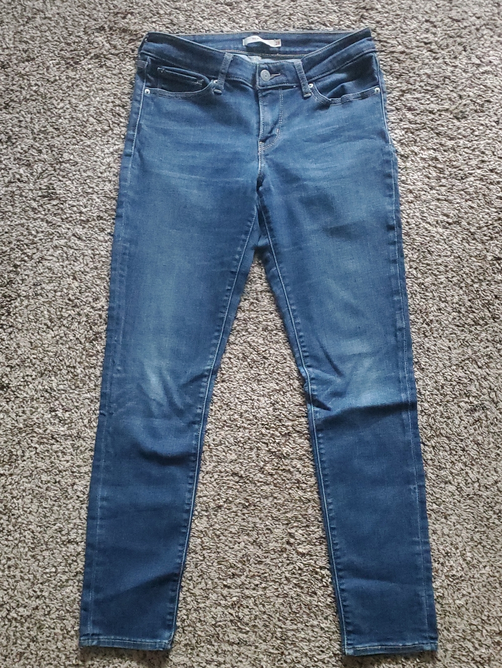 Levi's Women's Medium Blue Skinny 711 Jeans